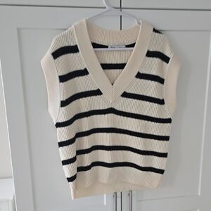 Zara Striped Sweater Vest Size Small